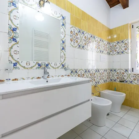 Botti House Bed & Breakfast Agropoli