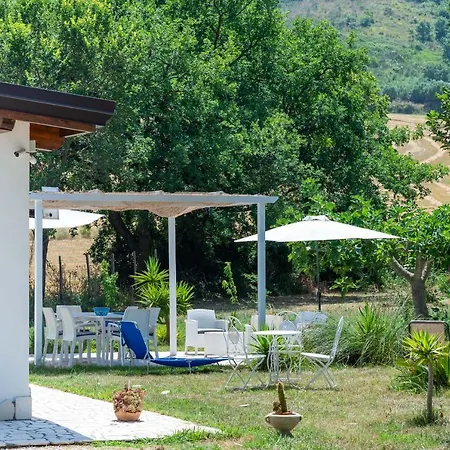 Botti House Bed & Breakfast *