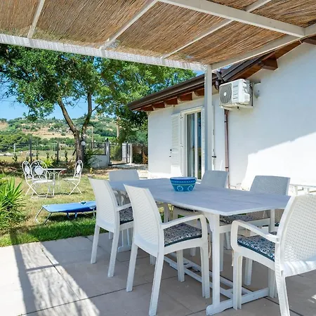 Botti House Bed & Breakfast *